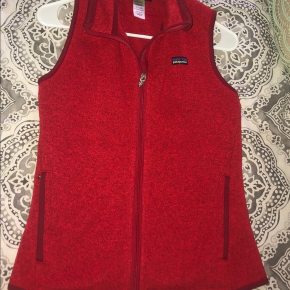 Women’s Red Patagonia Vest - Picture 2 of 5